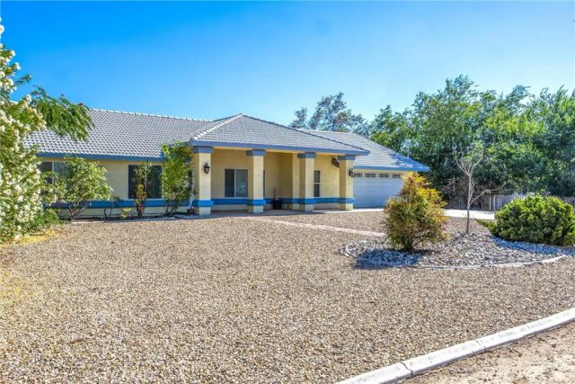 16403 El Centro Street, Hesperia, CA 92345