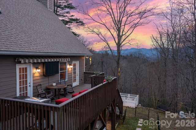 69 Heslar Way, Marshall, NC 28753