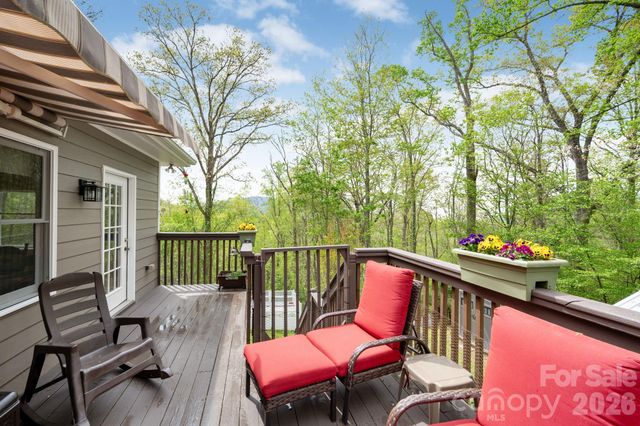 69 Heslar Way, Marshall, NC 28753