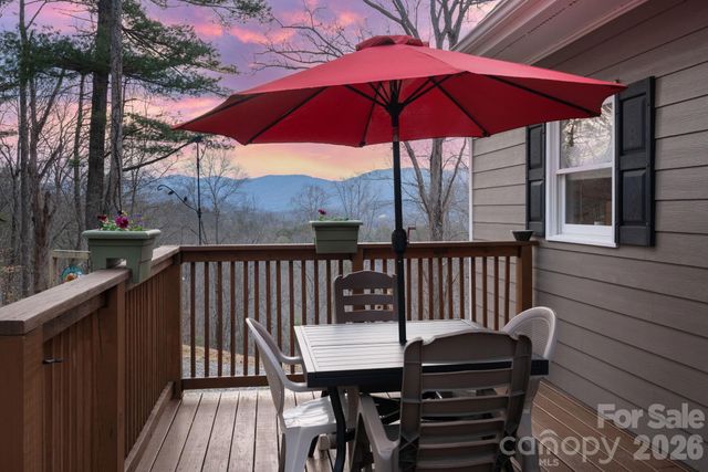 69 Heslar Way, Marshall, NC 28753