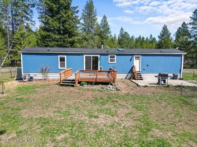 741 Berry Patch Lp, Athol, ID 83801