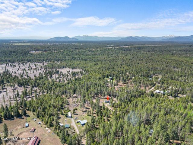 741 Berry Patch Lp, Athol, ID 83801