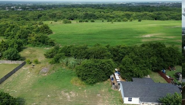 222 OVERLOOK Drive, Red Oak, TX 75154