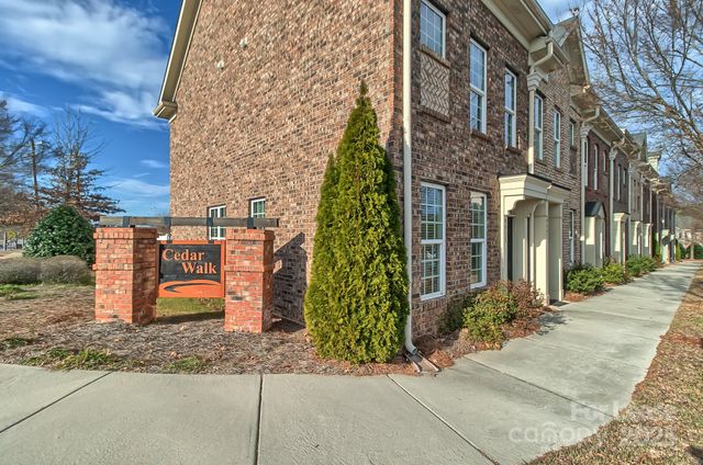 9503 Longstone Lane, Charlotte, NC 28277