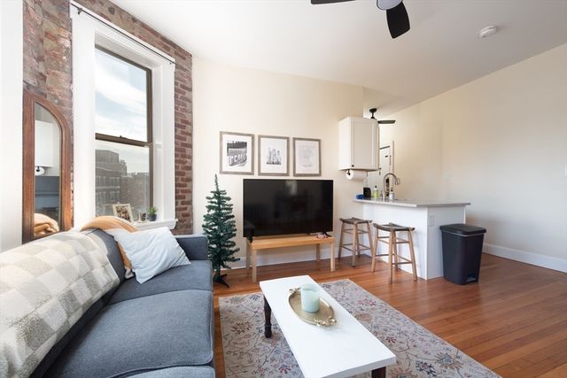 111 Jersey St. 15, Boston, MA 02215