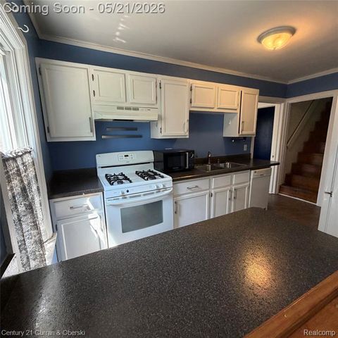 2316 Harris Street, Ferndale, MI 48220