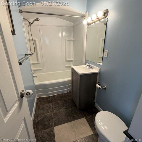 2316 Harris Street, Ferndale, MI 48220