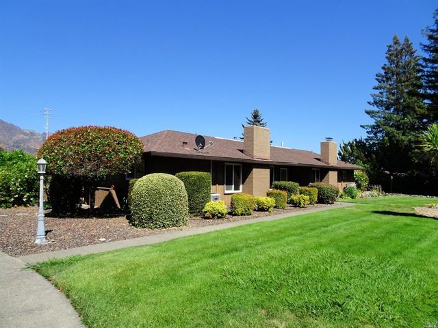 6 Woodgreen St, Santa Rosa, CA 95409