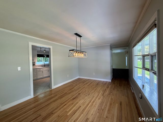 16 Crestview Terrace, Wallingford, CT 06492