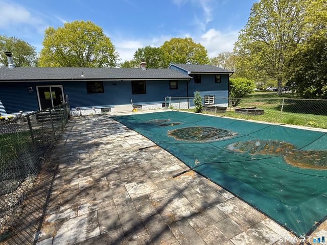 16 Crestview Terrace, Wallingford, CT 06492