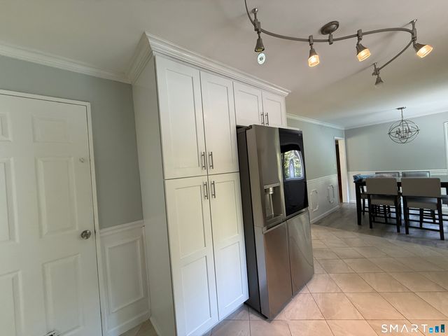 16 Crestview Terrace, Wallingford, CT 06492