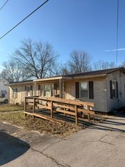 323.5 Lincoln Street, Lawrenceburg, KY 40342