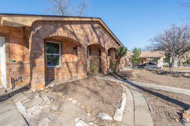 607 Colwyn Pass, San Antonio, TX 78216