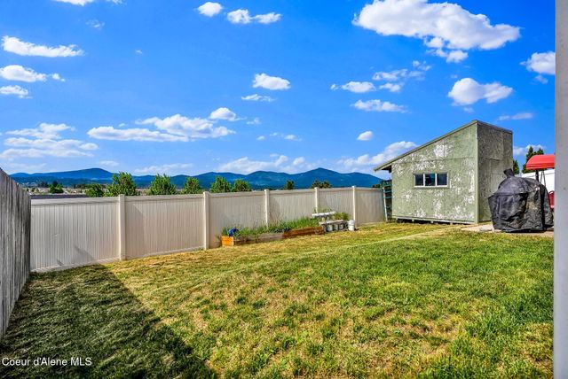 3495 N Carriage CT, Post Falls, ID 83854