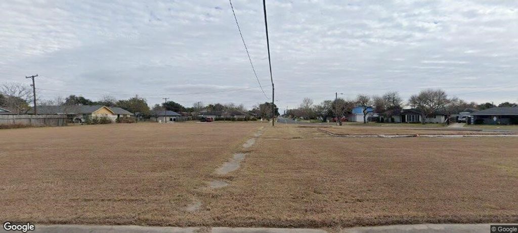 5302 Surrey Lane, Corpus Christi, TX 78415