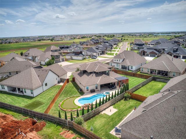 6205 NW 154th Circle, Edmond, OK 73013