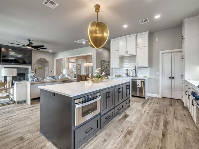 6205 NW 154th Circle, Edmond, OK 73013