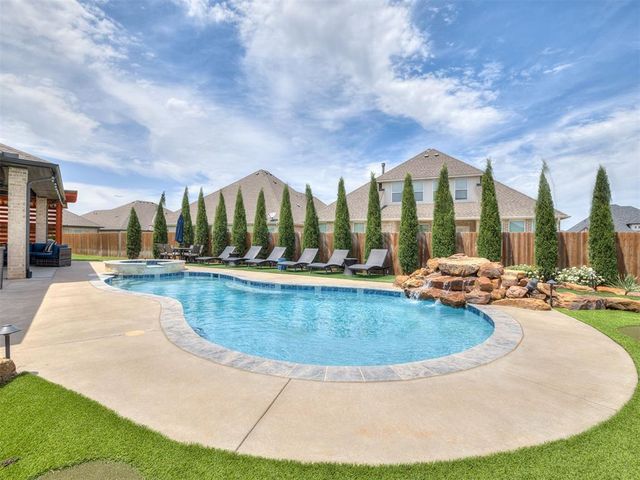 6205 NW 154th Circle, Edmond, OK 73013