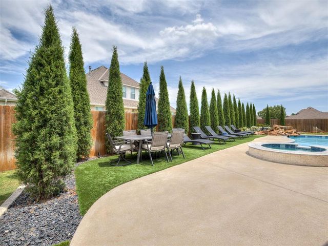 6205 NW 154th Circle, Edmond, OK 73013