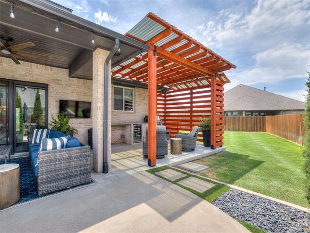 6205 NW 154th Circle, Edmond, OK 73013