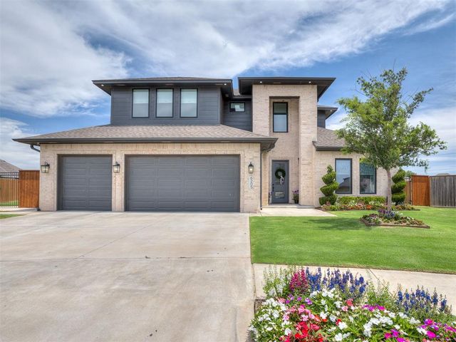 6205 NW 154th Circle, Edmond, OK 73013