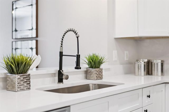 1209 CATHCART CIRCLE, Sanford, FL 32771