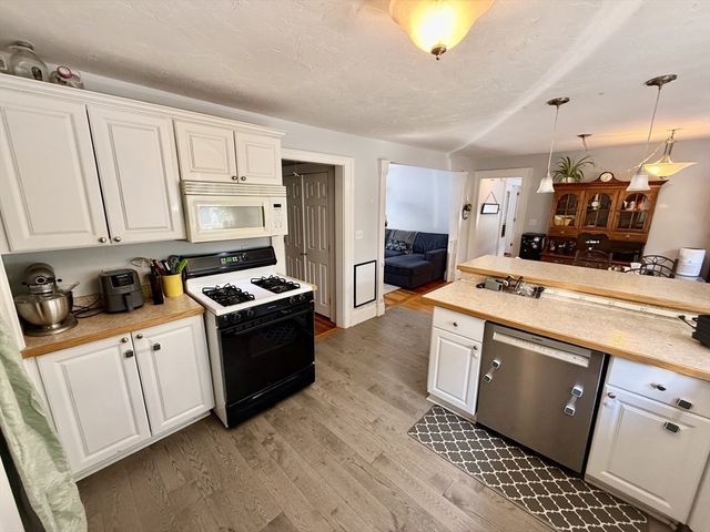 55 Storrs Avenue 2, Braintree, MA 02184