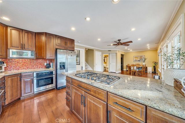 14751 Deer Park St, Irvine, CA 92604