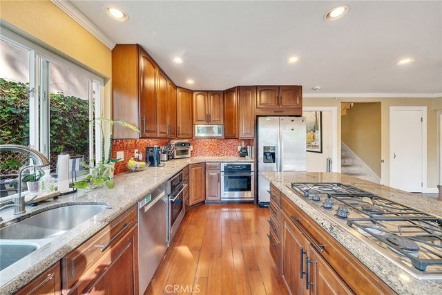 14751 Deer Park St, Irvine, CA 92604