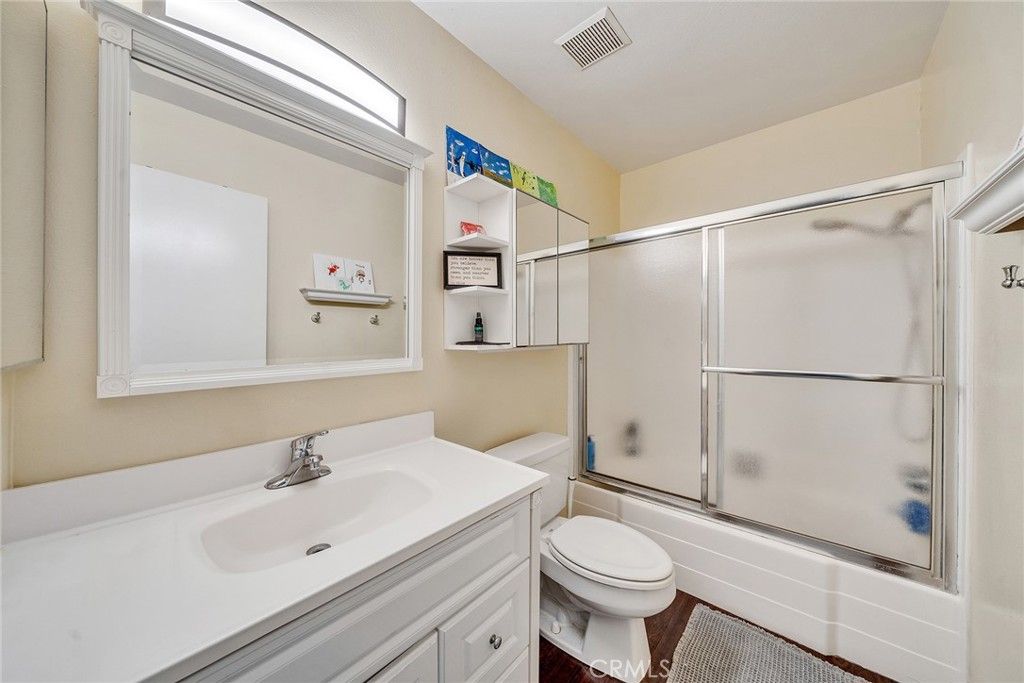 Image 39 of property listing at 14751 Deer Park St, Irvine, CA 92604