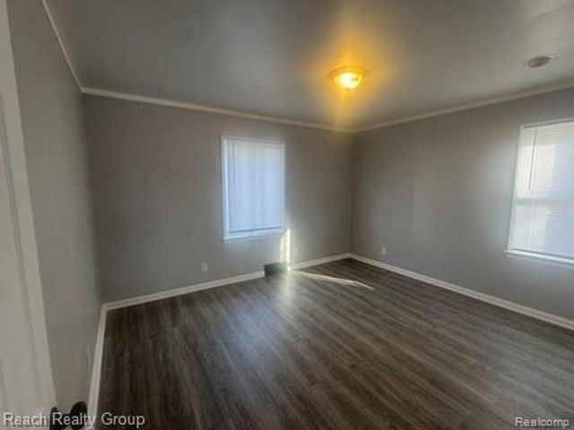 18110 Harlow Street, Detroit, MI 48235