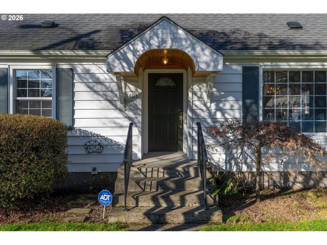 1403 18TH Ave, Longview, WA 98632