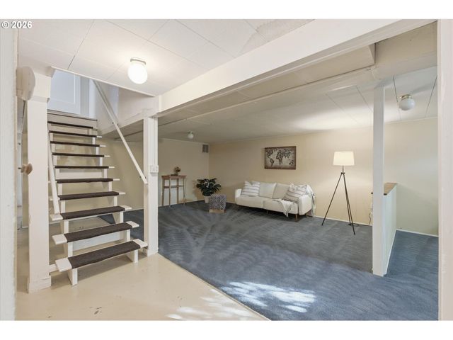 1403 18TH Ave, Longview, WA 98632