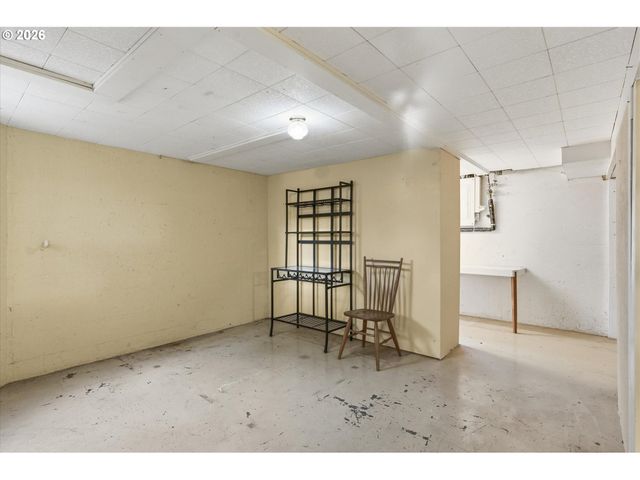 1403 18TH Ave, Longview, WA 98632