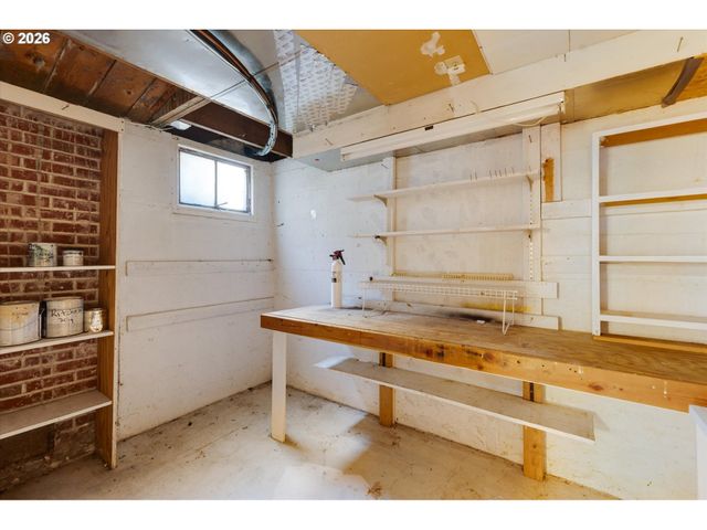 1403 18TH Ave, Longview, WA 98632