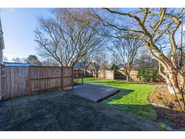 1403 18TH Ave, Longview, WA 98632