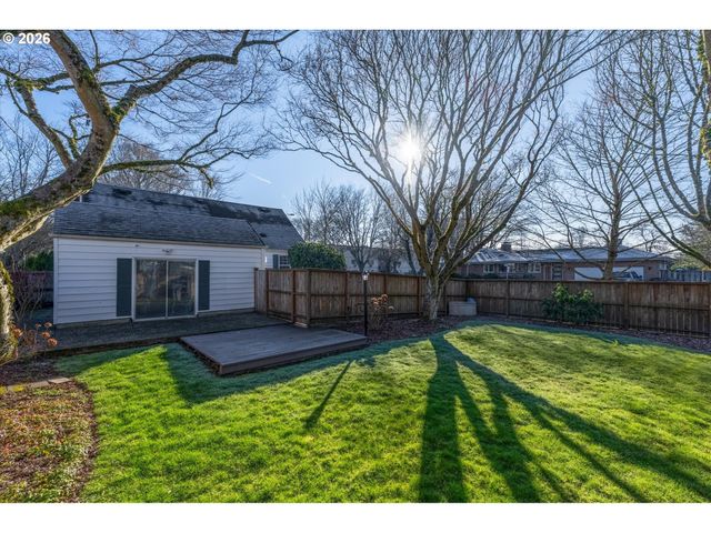 1403 18TH Ave, Longview, WA 98632