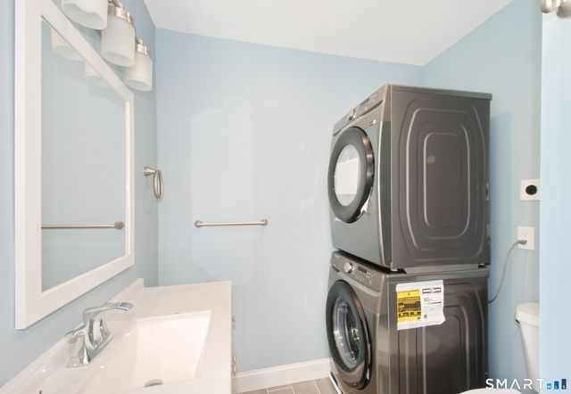 58 Myano Lane 2, Stamford, CT 06902