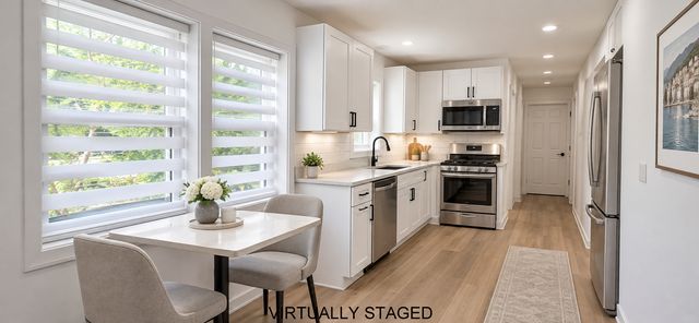 9540 S Yale Avenue, Chicago, IL 60628