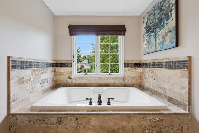 2106 NE Garland Court, Ankeny, IA 50021