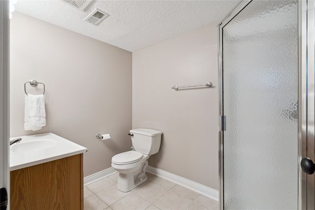 2106 NE Garland Court, Ankeny, IA 50021