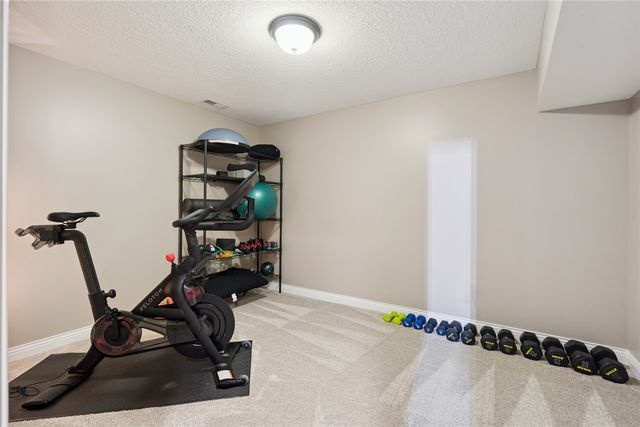 2106 NE Garland Court, Ankeny, IA 50021