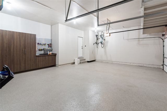 2106 NE Garland Court, Ankeny, IA 50021