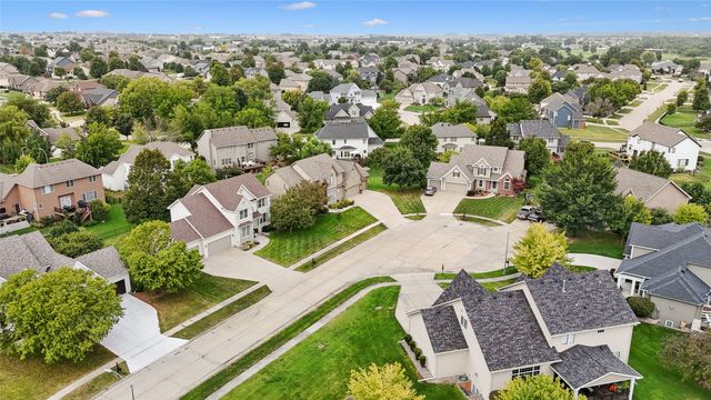 2106 NE Garland Court, Ankeny, IA 50021