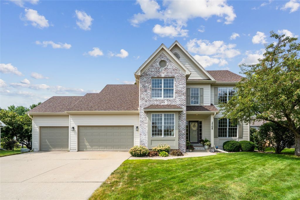 2106 NE Garland Court, Ankeny, IA 50021