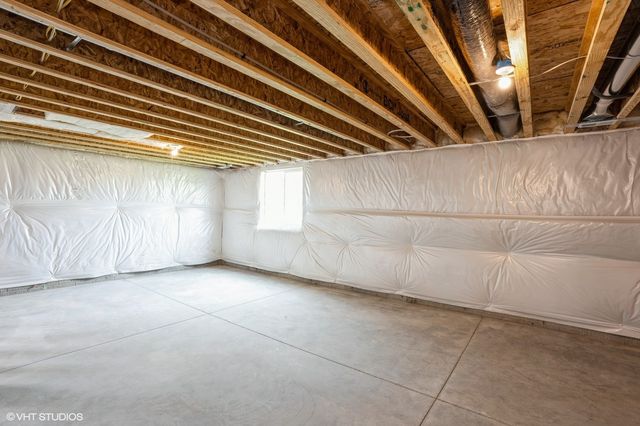 5676 Brook View Avenue, Des Moines, IA 50317