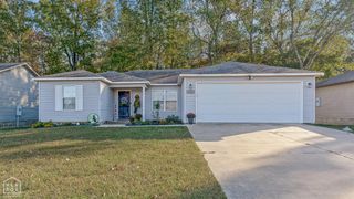 604 Elizabeth Drive, Paragould, AR 72450