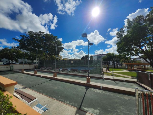 4191 NW 41st Street 211, Lauderdale Lakes, FL 33319