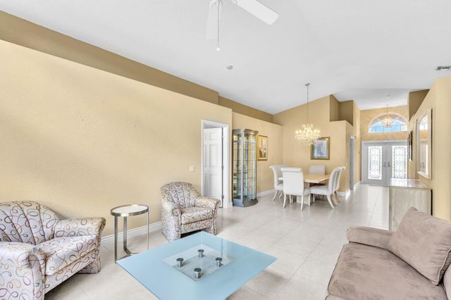 3760 Newport Avenue, Boynton Beach, FL 33436