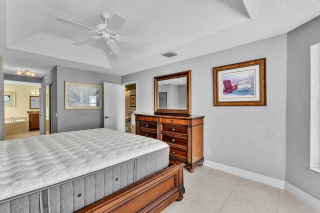 3760 Newport Avenue, Boynton Beach, FL 33436
